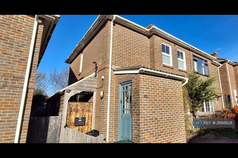 3 bedroom house in Firle Road, Brighton, BN2 (3 bed) (#2688828)