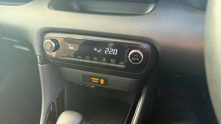 2024 Toyota Yaris 1.5 Hybrid Design 5dr CVT Hybrid Hatchback Hatchback Hybrid Automatic