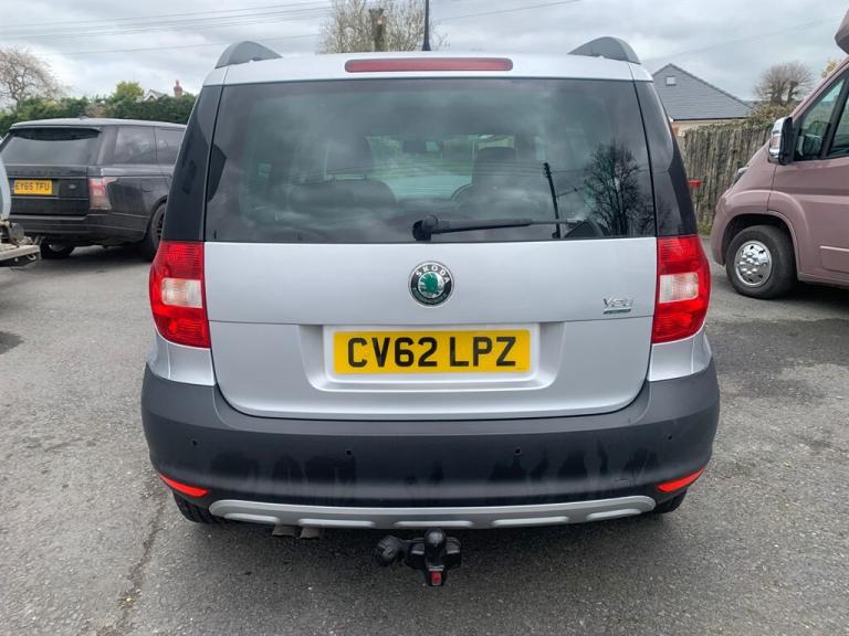 2012 Skoda Yeti 1.6 TDI CR Elegance GreenLine II 5dr HATCHBACK DIESEL Manual