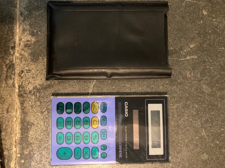 New Casio OH-450L Electronic Calculator with Case. Solar powered