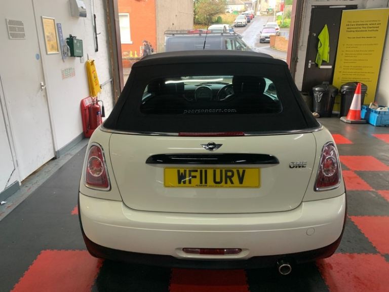 MINI Convertible 1.6 One Convertible 2dr Petrol Manual Euro 5 (98 ps)