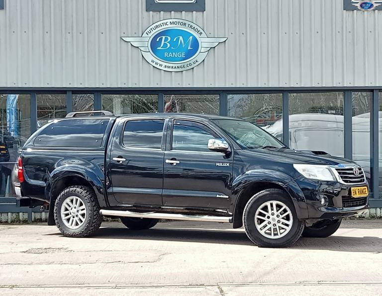 TOYOTA HILUX 3.0 D-4D Invincible Black Auto Diesel 2013