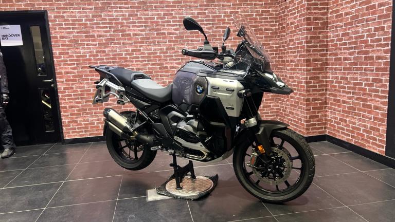 2025 BMW R1300 R1300 GSA TE (25MY) DUEL PETROL Manual