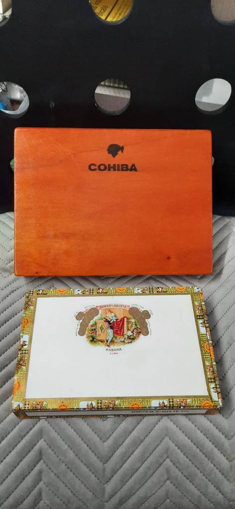 CAMPER WATER TANK OR WASTE TANK NEW 50L WITH WHEELS. MUCH MORE ALSO