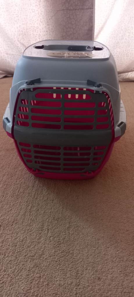 Pet carrier