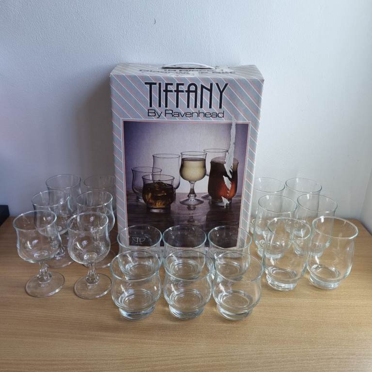 Set x 18 Tiffany by Ravenhead Glasses Boxed