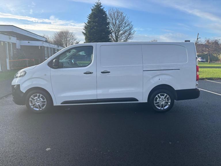 2020 Vauxhall Vivaro 2900 1.5d 100PS Dynamic H1 Van PANEL VAN DIESEL Manual