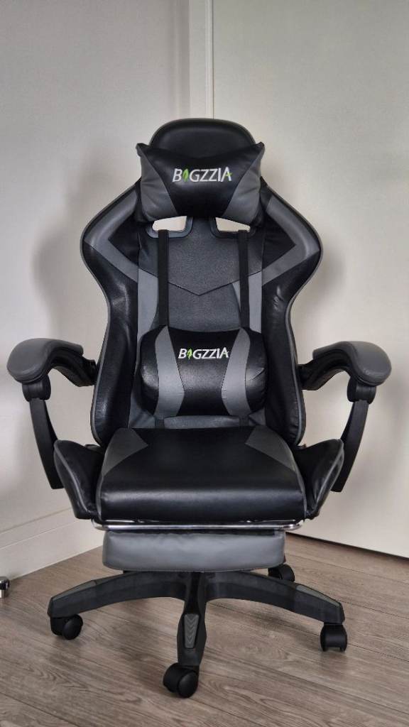 Bigzzia Gaming Chair, Ergonomic Video Game Chairs with Pillow (Grey)