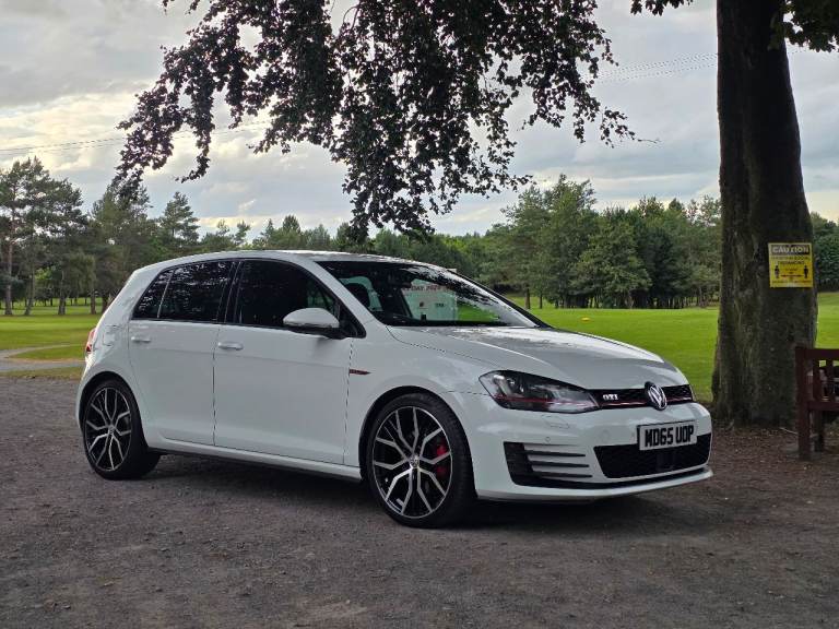 Volkswagen, GOLF, Hatchback, 2015, Manual, 1984 (cc), 5 doors