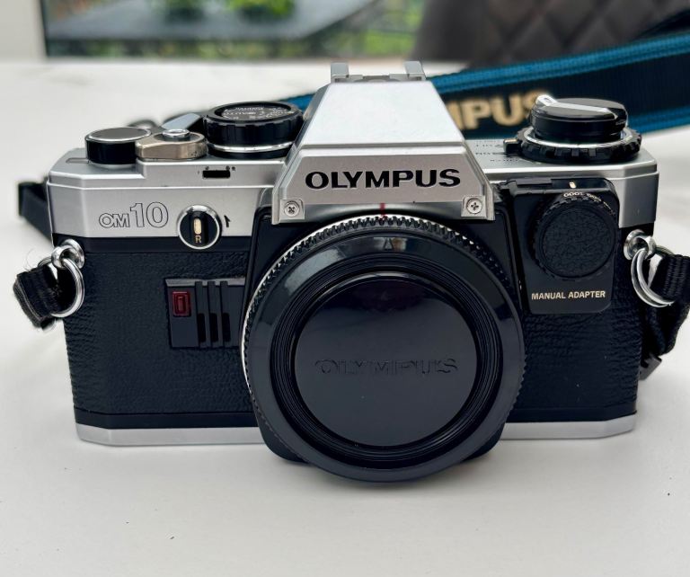Olympus OM10 SLR 35mm Camera 