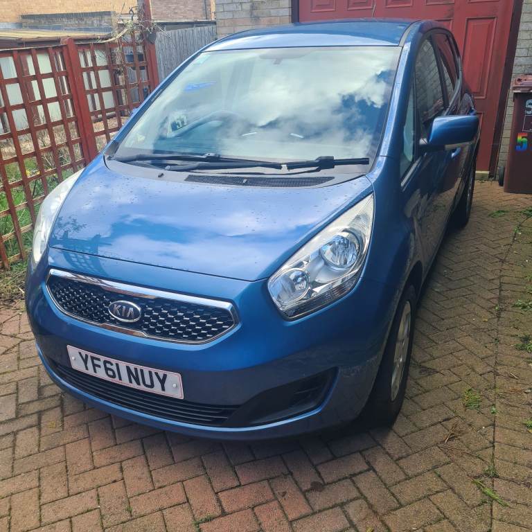 AUTOMATIC 2011 KIA VENGA