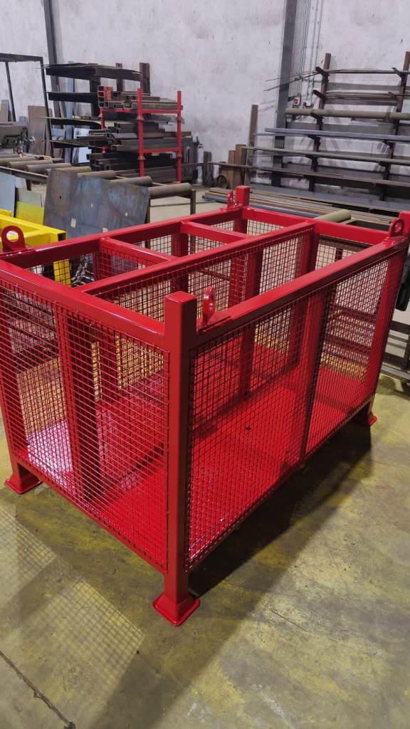 Stillage pallets for parts tools and equipment 