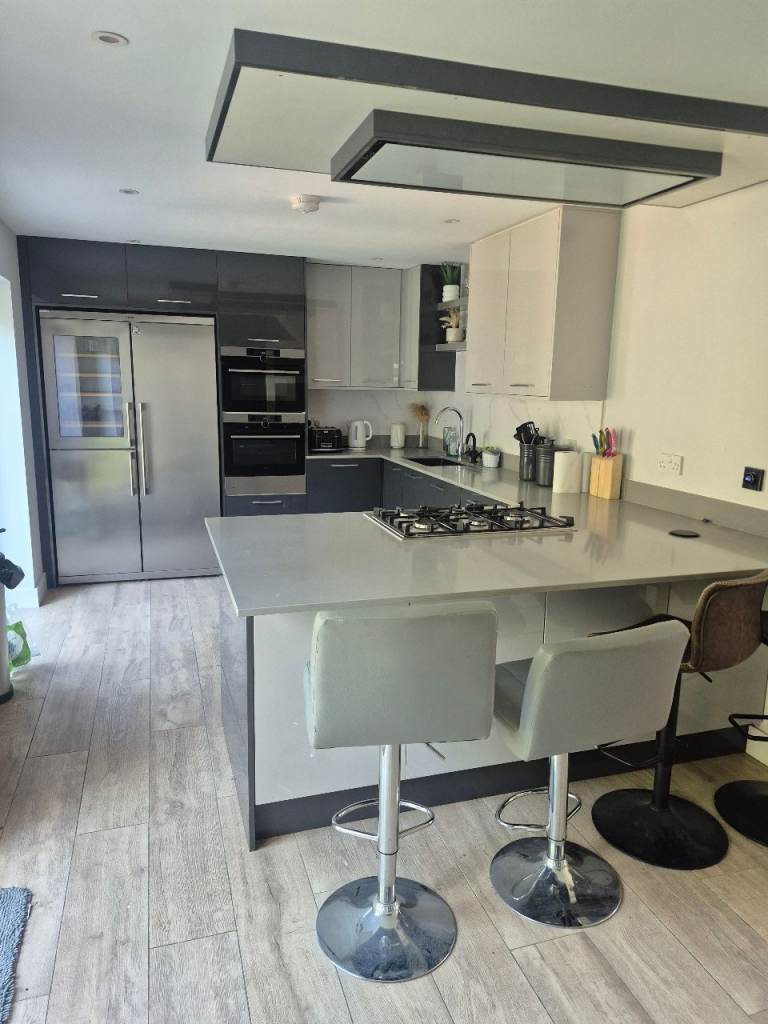 Double room to let Oakfield Aylesbury