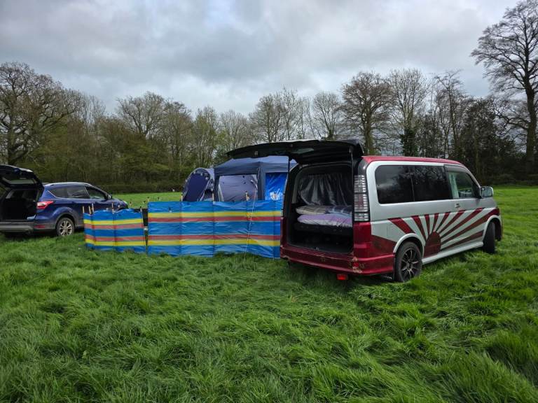 Honda stepwagon camper van ,8 seater minibus or works van versatile vehicle! 