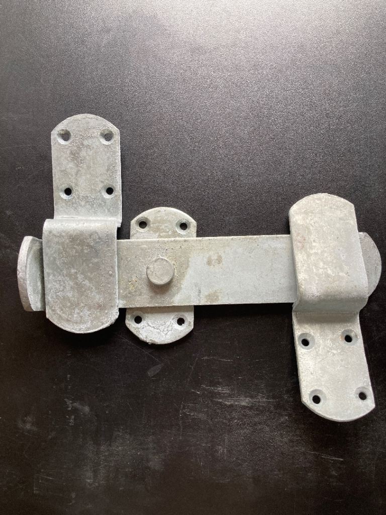 Galvanised Metal Gate Latch – Heavy Duty, Good Condition