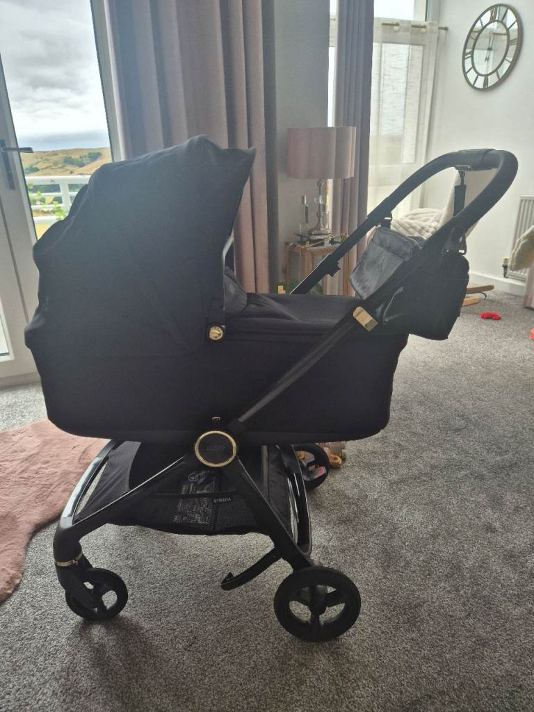 Mamas & Papas Strada Pushchair - Black