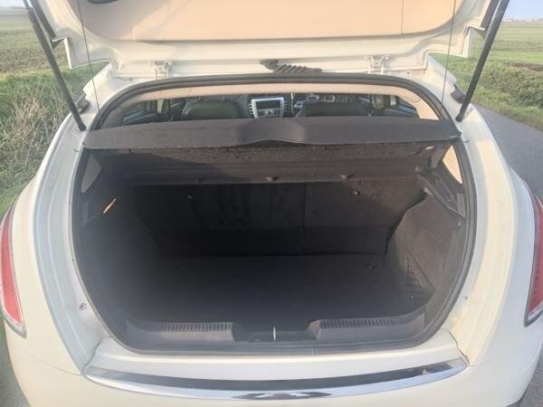 2012 Chrysler Delta 1.4 M-Air SR 5dr SHOWROOM CONDITION CAN SECURE 24/7 DELIVERY AVAILABLE HATCHB...