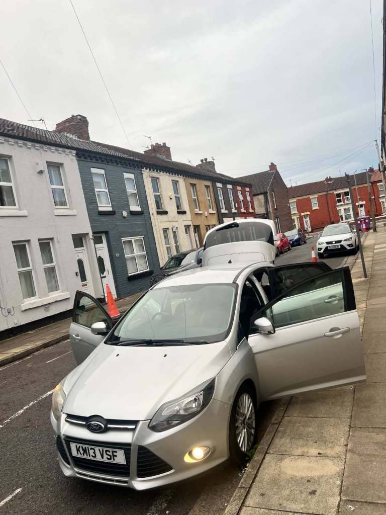 Ford, FOCUS Titanium Low mileage 2014