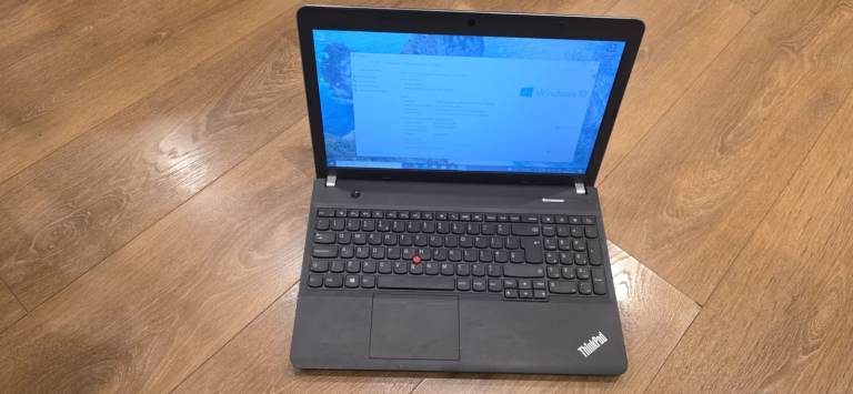 Lenovo ThinkPad E540 laptop 15.6inch screen