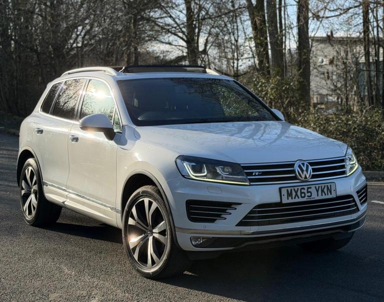 2015 Volkswagen Touareg 3.0 TDI V6 BlueMotion Tech R-Line Tiptronic 4WD Euro 6 (s/s) 5dr ESTATE D...