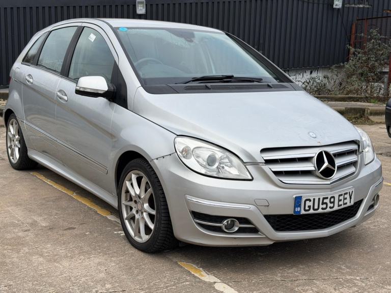 2009 Mercedes-Benz B Class B180 CDI Sport 5dr CVT Auto MPV Diesel Automatic