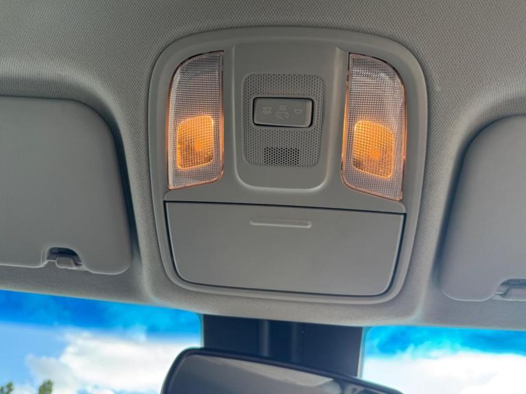 2017 Kia Niro 1.6h GDi 3 DCT Euro 6 (s/s) 5dr ESTATE Petrol/Electric Hybrid Automatic