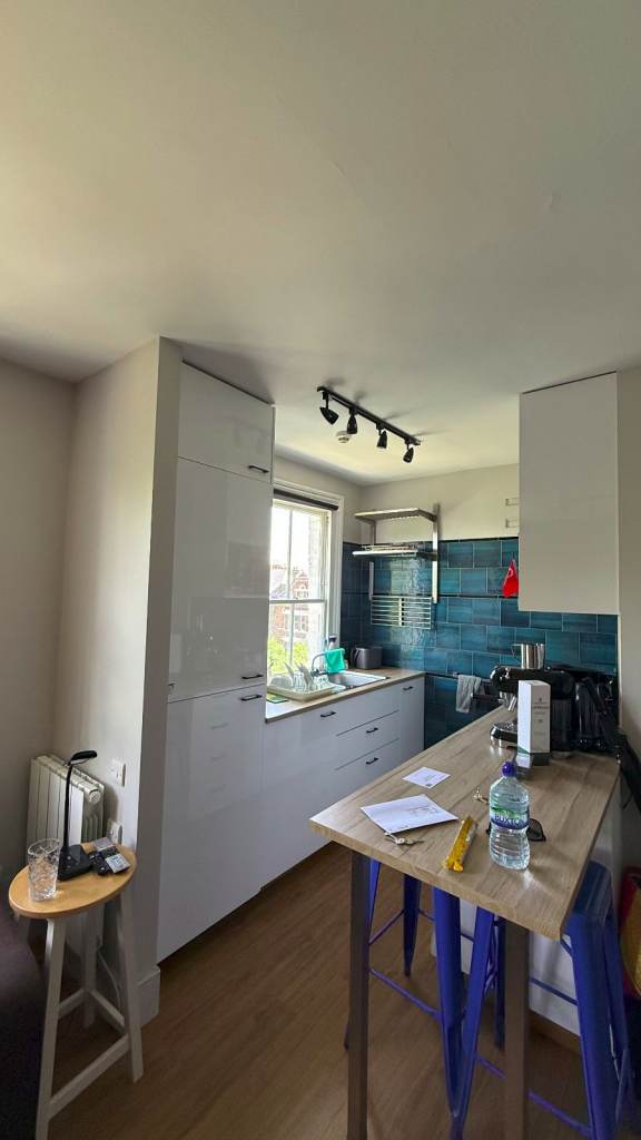 RICHMOND SHORT TERM STUDIO FLAT FOR RENT