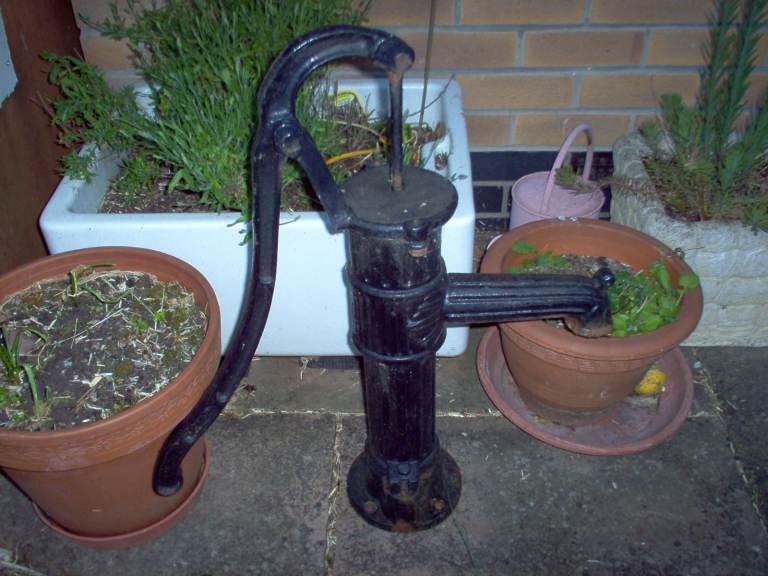 Cast iron hand pump