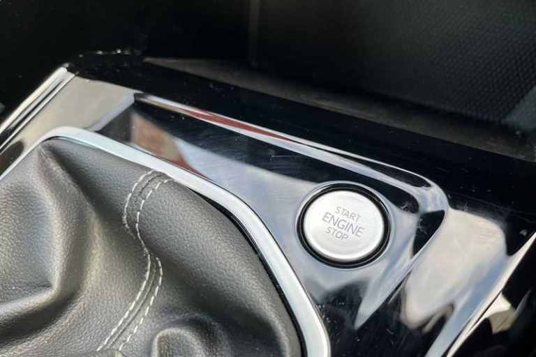 2022 Volkswagen Golf 1.5 TSI R-Line 5dr HATCHBACK PETROL Manual