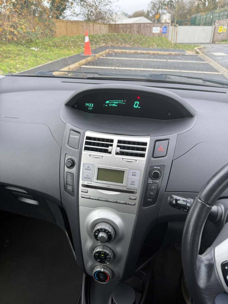 Toyota, YARIS, Hatchback, 2008, Manual, 1296 (cc), 5 doors