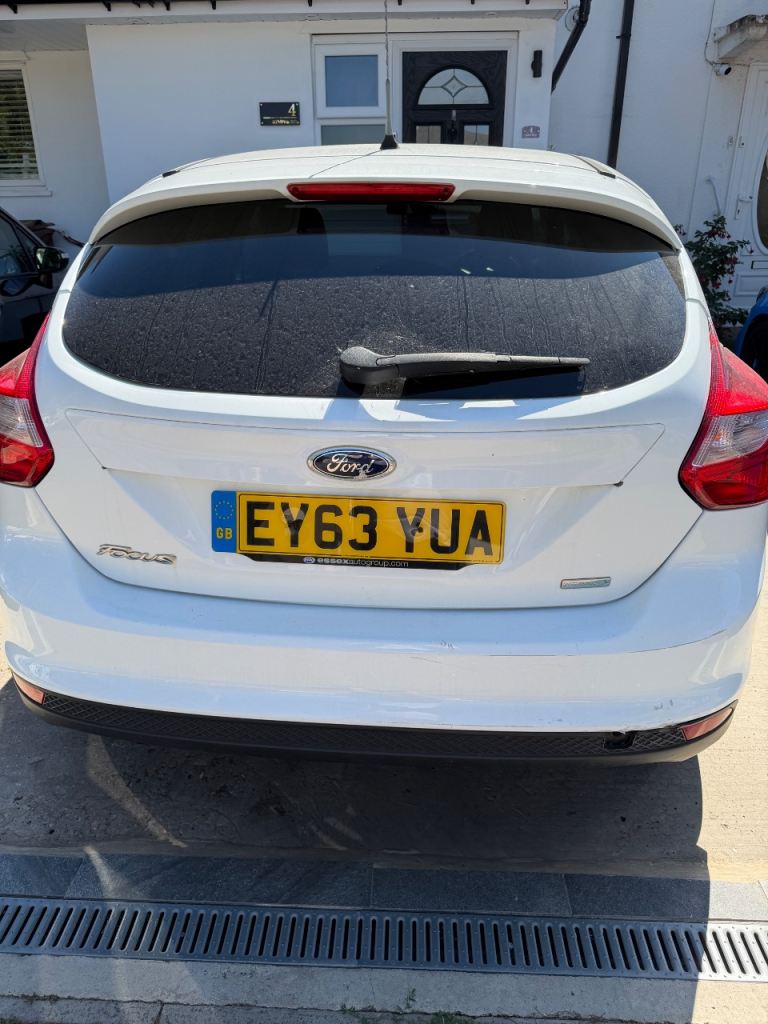 Ford, FOCUS, Hatchback, 2013, Manual, 998 (cc), 5 doors