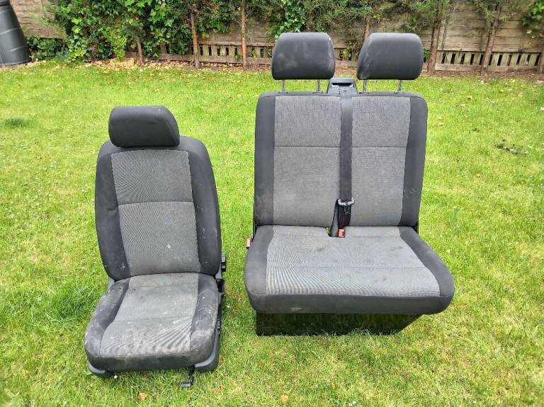 VW Transporter T6 Front Seats