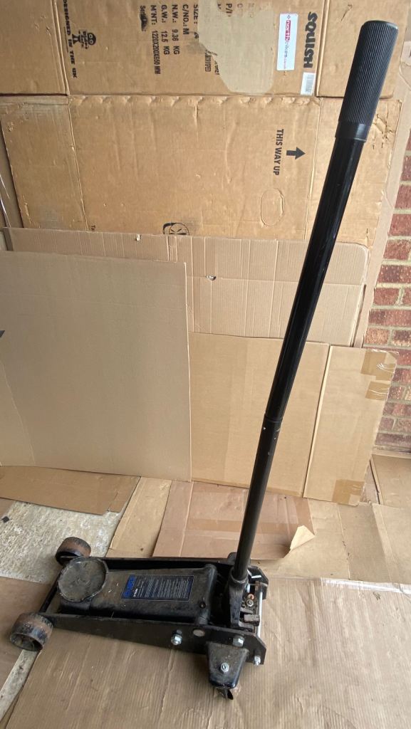 SGS 3 Ton Trolley Jack 