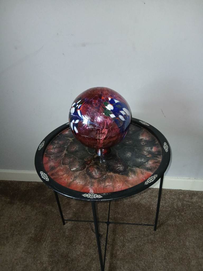 Decorative Glass Globe Ornament – Red and Blue
