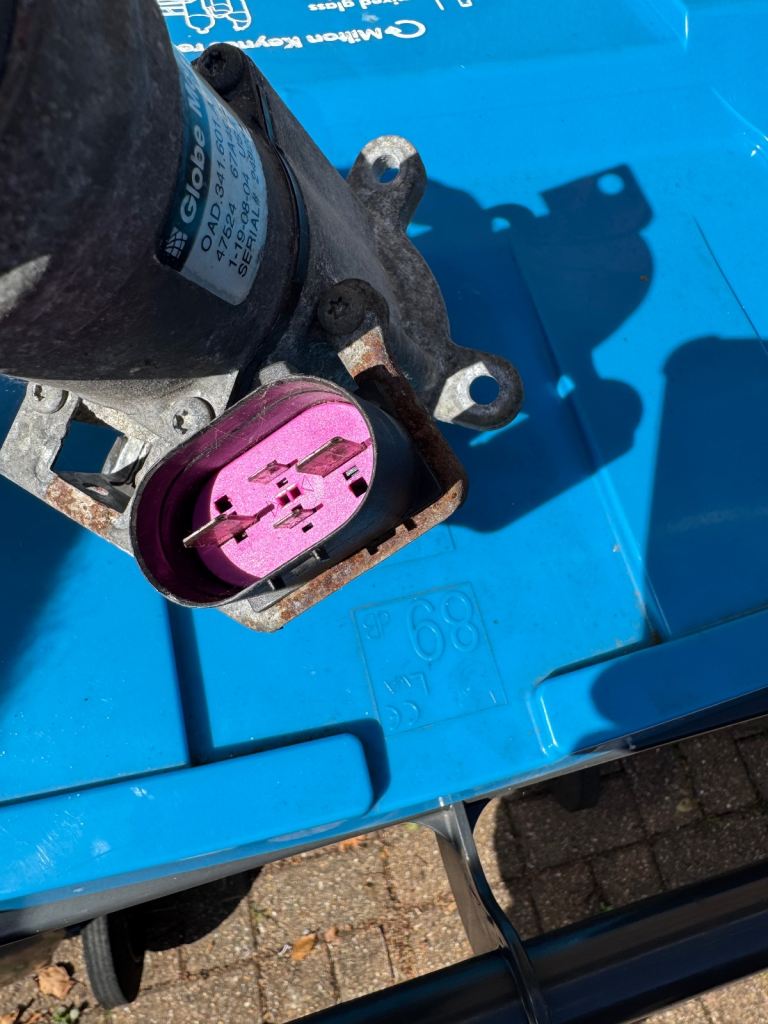 Porsche Cayenne Transfer box motor