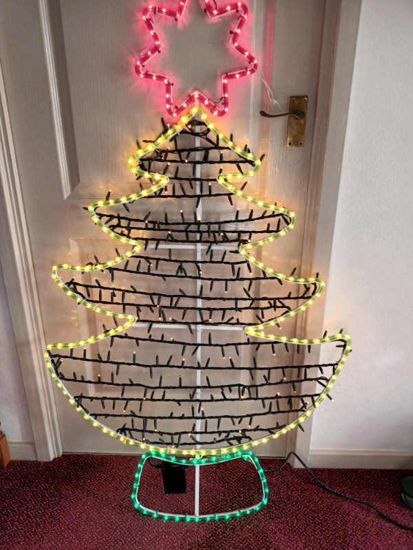 CHRISTMAS LIGHT ILLUMINATION 