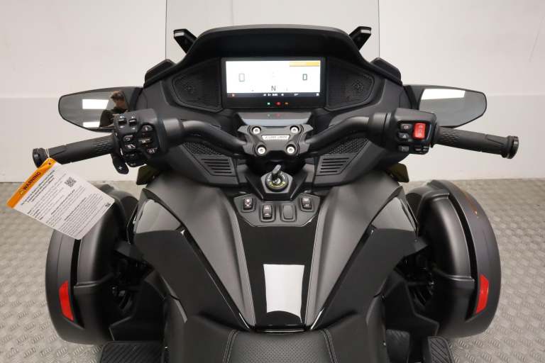 2025 Can-Am Spyder RT Limited Trike Carbon Black - IN STOCK NOW 