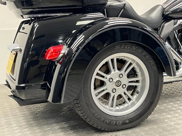 2015 Harley-Davidson Tri Glide 103 Trike - 20,000 Miles