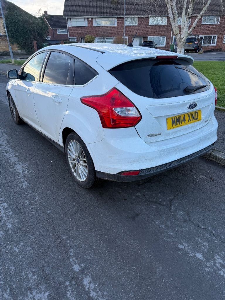 Ford, FOCUS, Hatchback, 2014, Manual, 998 (cc), 5 doors