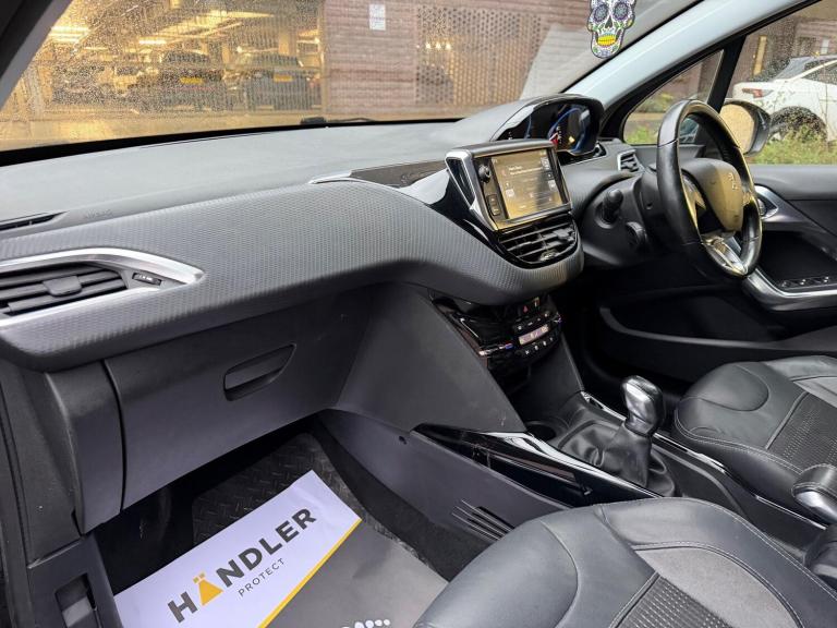 2015 Peugeot 2008 1.2 VTi Allure 5dr HATCHBACK PETROL Manual