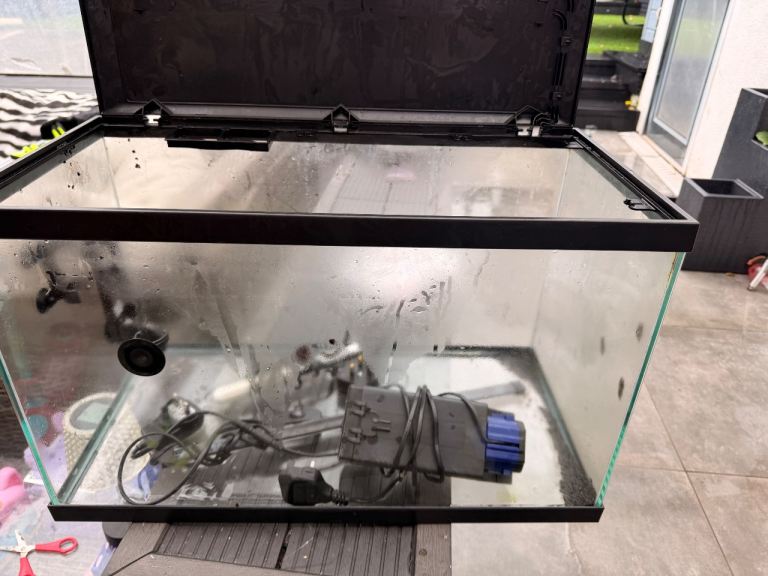 Small fish tank 