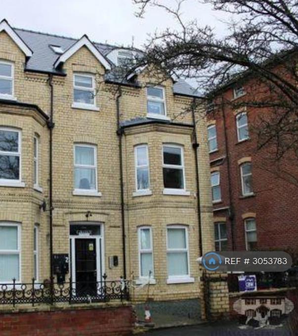 1 bedroom flat in The Grove, Llandrindod Wells, LD1 (1 bed) (#3053783)