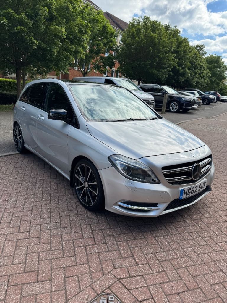 Mercedes Benz B200