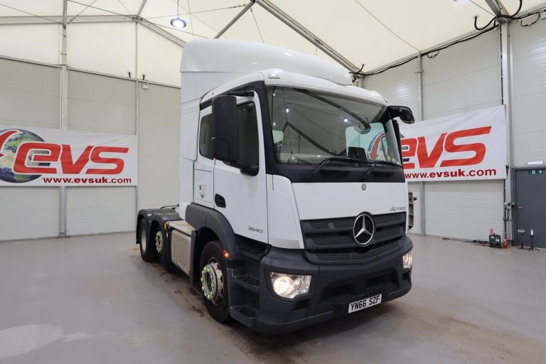 2016 (66 PLATE) Mercedes Benz Actros 2540 6x2 Euro 6 Tractor Units