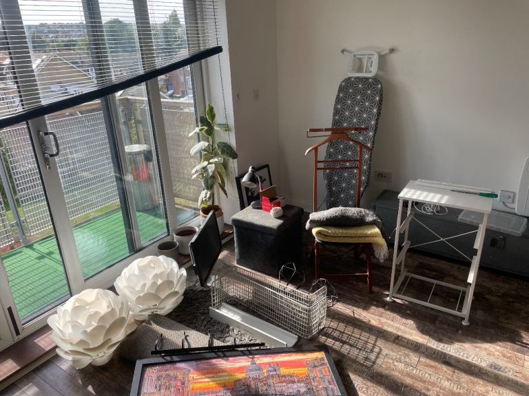 FREE - HOME DECOR ITEMS