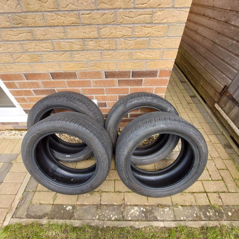 245 45 18 Pirelli P7 Cinturato star marked BMW tyres run flats