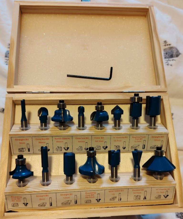 image for 15 pcs 1/4" router bit set