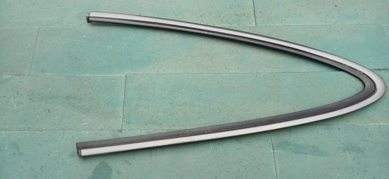 JAGUAR XKR XK8 X100 REAR LEFT NEARSIDE PASSENGER QUARTER WINDOW TRIM GREY   1996 - 2006
