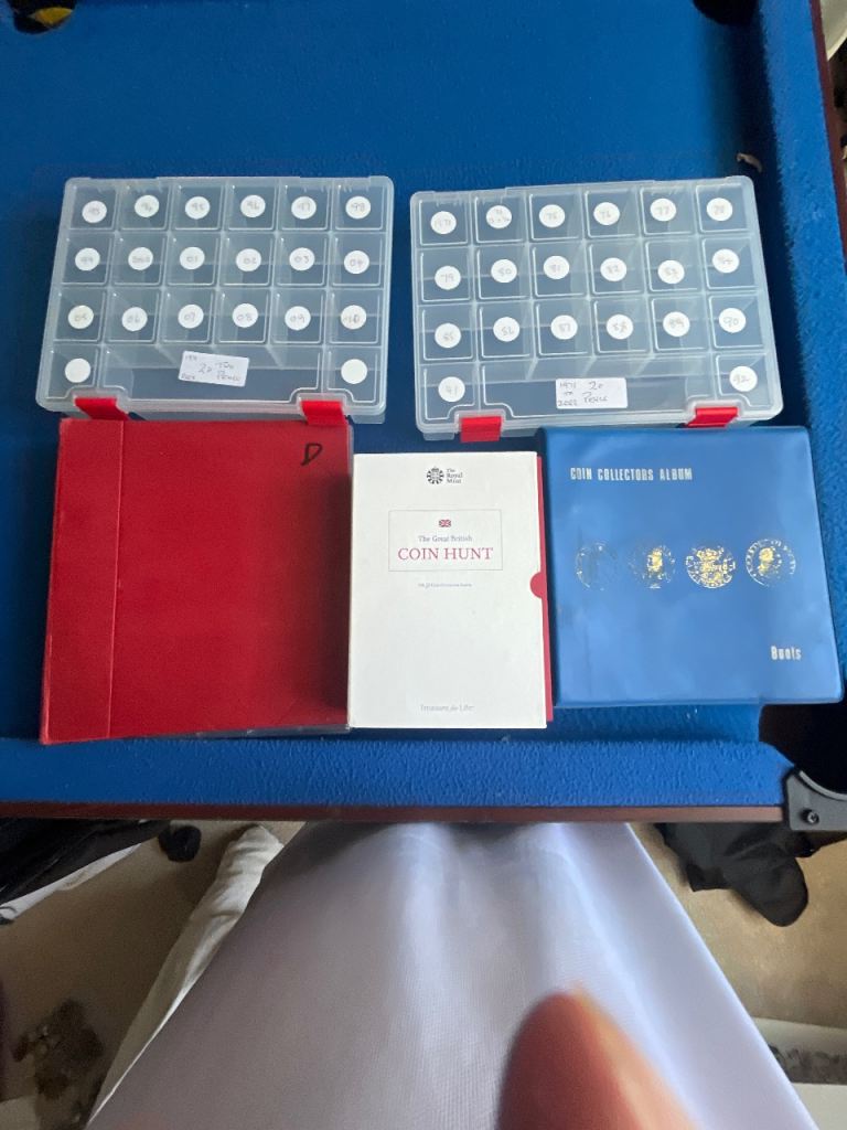 Coin storage