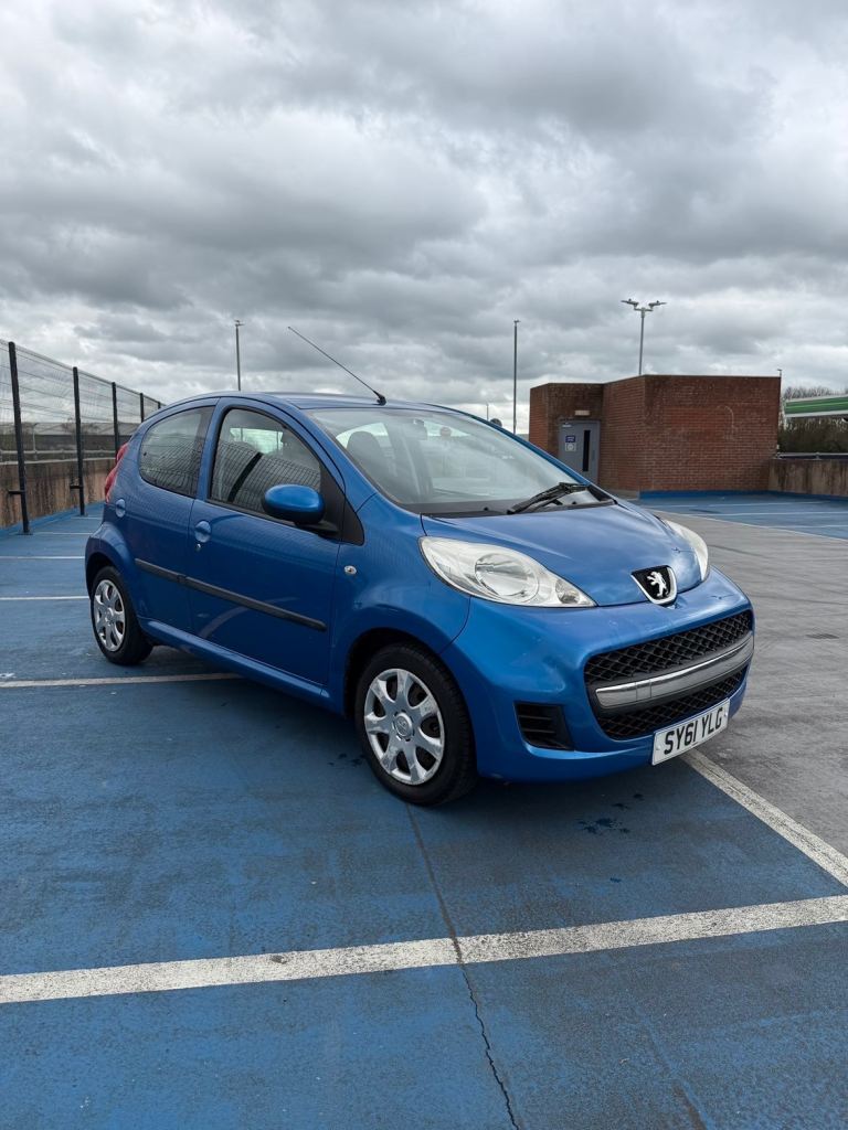 Peugeot, 107, Hatchback, 2012, Manual, 998 (cc), 5 doors